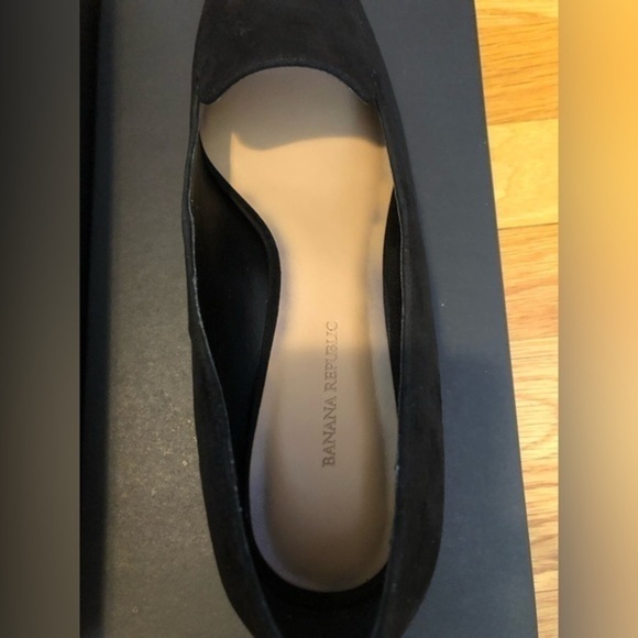 BANANA REPUBLIC low block heel suede black size 8.5 - Picture 4 of 4